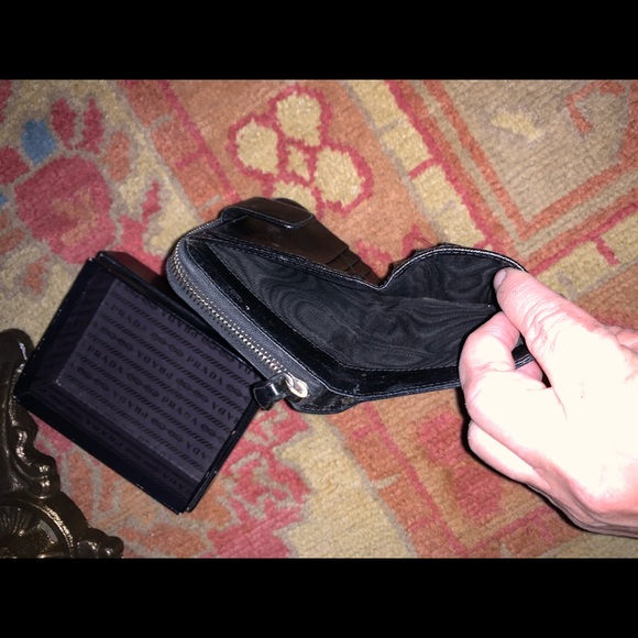 Prada wallet - Picture 6 of 8